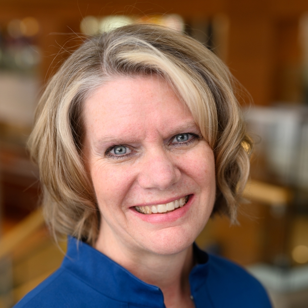 Meet your Posher, Julie